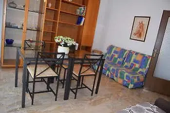 Casa E Per Lavoro Elena E Carla Couette-café 4*