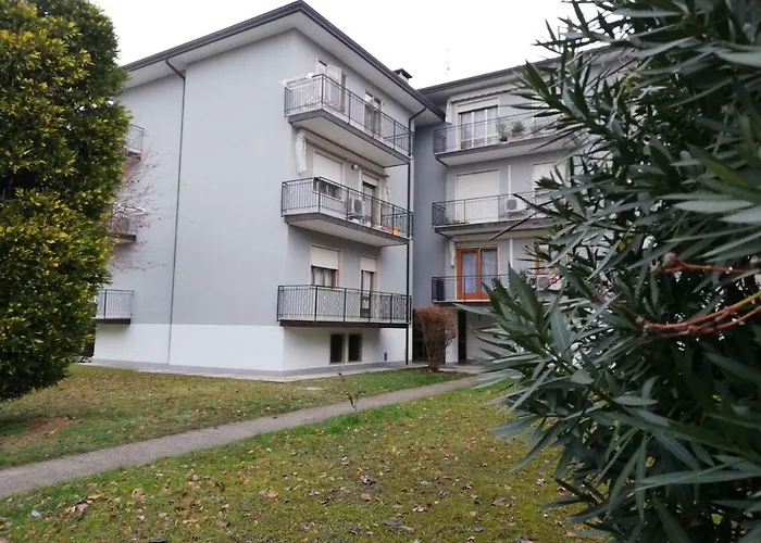 فندق مبيت وإفطار Casa E Per Lavoro Elena E Carla مخرج سبينيا